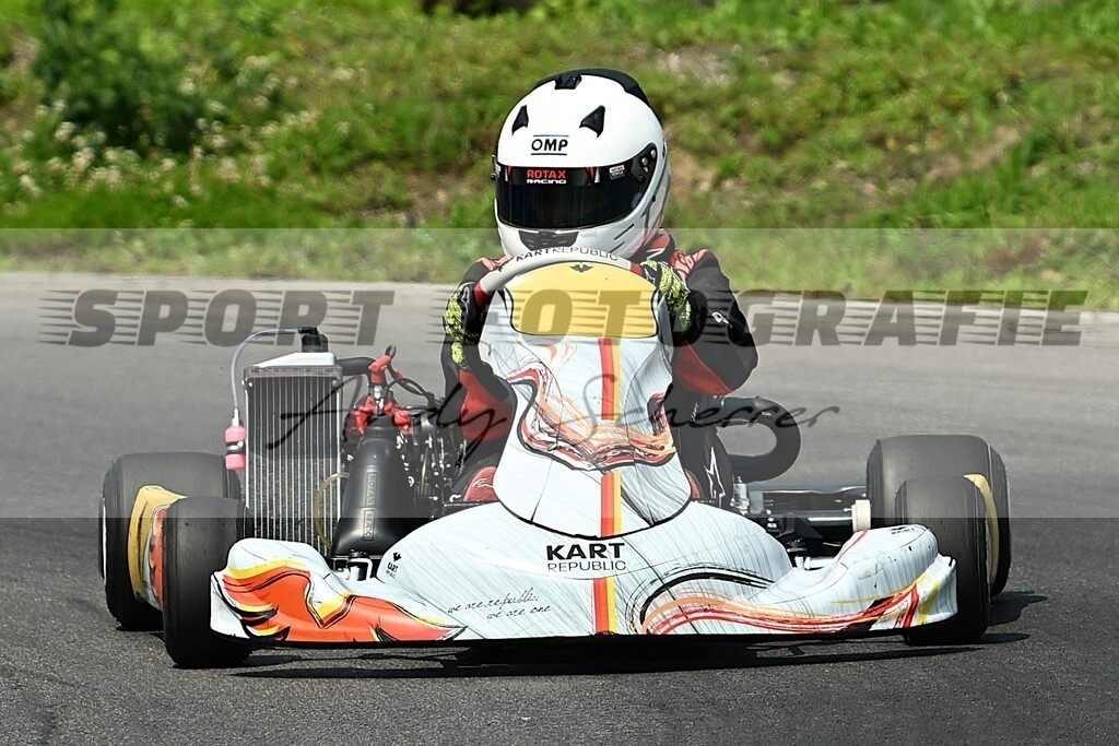 aDSC_9749 | Kaufen Sie Sportbilder im Onlineshop von Andy Scherrer Sportfotografie. Faszinierende Bilder von Sportevents aus der ganzen Schweiz. Fussball, Frauenfussball, Unihockey, Handball, Schwingen und weiteren Sportarten. - Realisiert mit Pictrs.com