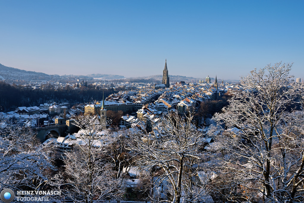 Bern_0074 | Alle Bilder von Heinz Vonäsch Fotografie können alle zu günstigen Preisen gekauft werden! Download der Bilder, Ausdrucke, Postkarten, Tassen T-Shirts, Kalender, Alu- Dibond usw. - Realisiert mit Pictrs.com