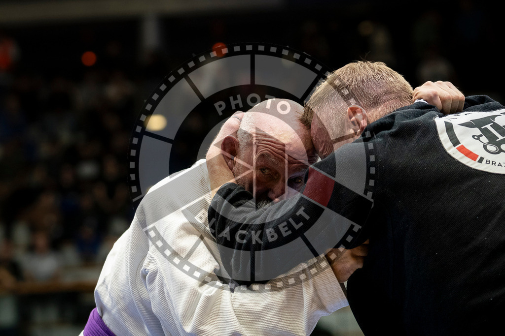 20240125PBB01022 | Fighters compete during the sixth day of the Brazilian Jiu-jitsu European Championship of the IBJJF in Paris, France, on January 25, 2024.