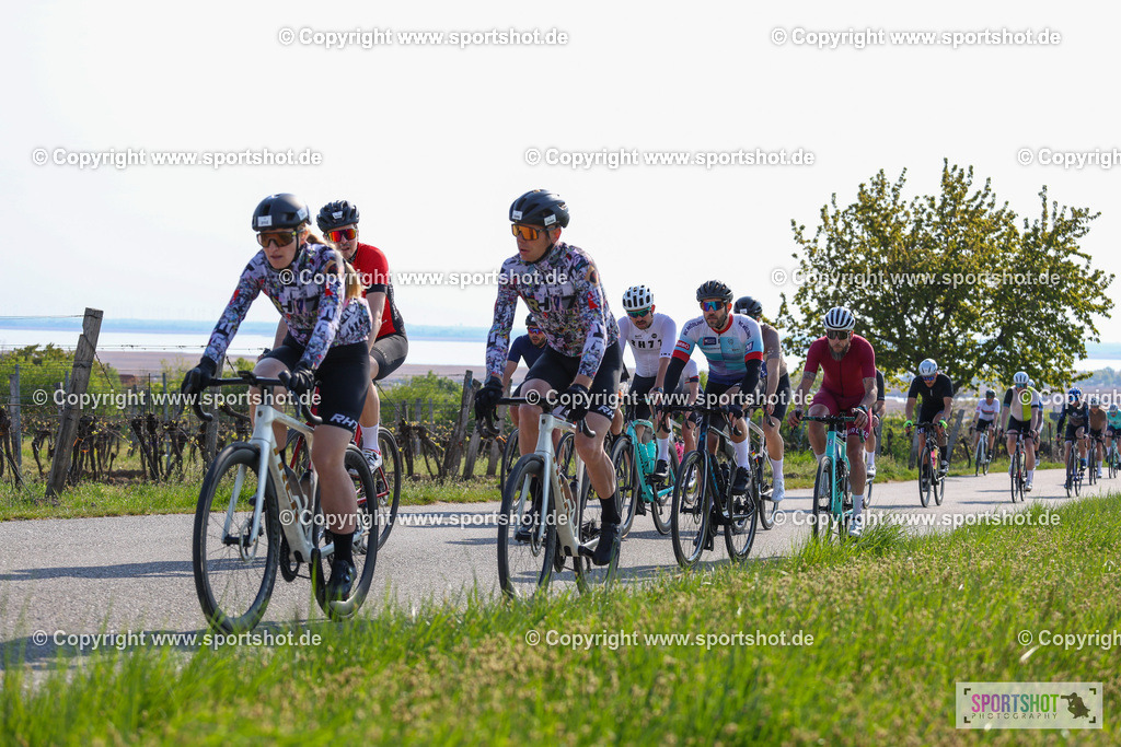 IMG_1060 | @sportshot_your_pictrs #yourpictures#roadtowm2029 #nrm #neusiedlerseeradmarathon #neusiedlersee #neusiedlerseetourismus #burgenland #mörbisch #nrm26 #burgenlandtourismus #voglundco #poweredbyburgenlandtourismus #radsport #rad #marathon #ucigranfondo #visitburgenland #ucigranfondoworldseries