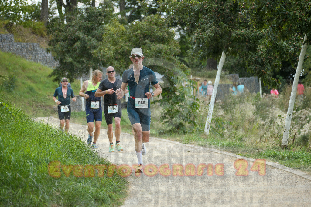 250824_1407_EX1_5041 | Sportfotografie im Rhein-Sieg Kreis, Köln, Bonn, NRW, Rheinland Pfalz, Hessen, etc. Unser Tätigkeitsfeld umfasst den Laufsport vom Volkslauf über den Marathon, Duathlon, Triathon bis zum Ultralauf wie Kölnpfad Ultra oder Schindertrail.