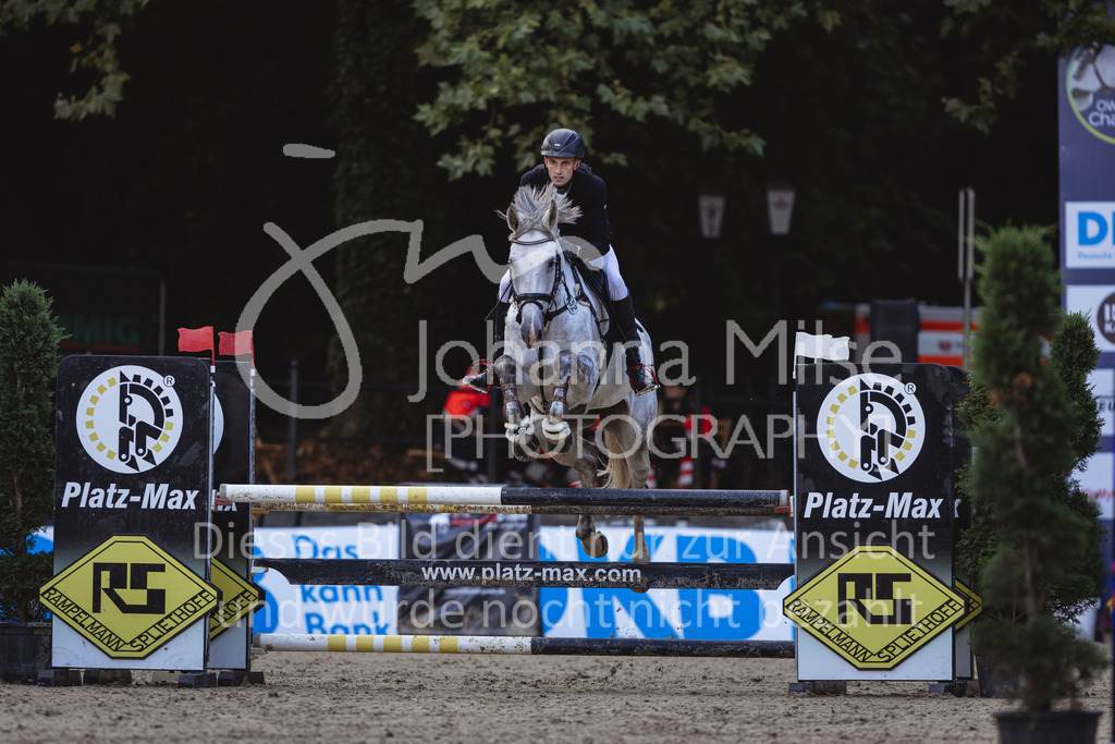 240912_OWLCh_AmateurS-216 | Deine schönsten Turniermomente als professionelle Fotos! Entdecke hochwertige Pferdesport-Fotografie im Online-Shop. Jetzt Fotos finden & bestellen!