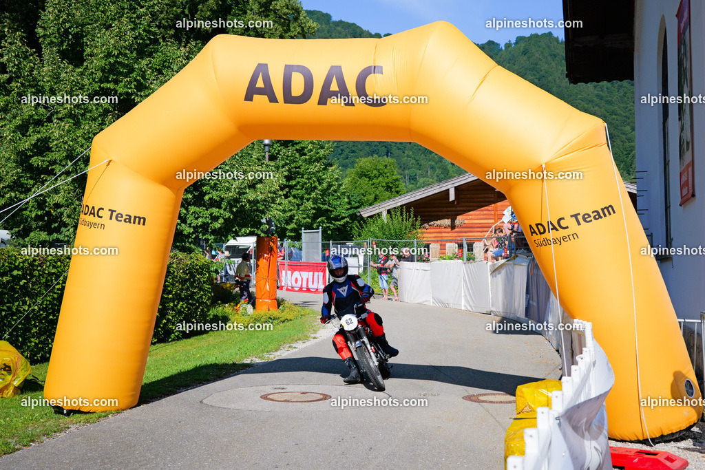 P1025718 | Erleben Sie atemberaubende, hochqualitative Fotos Ihrer Fahrt entlang der malerischen Alpenstraßen. Besuchen Sie alpineshots.com, um professionelle Aufnahmen Ihrer unvergesslichen Reise zu finden und zu kaufen - Realisiert mit Pictrs.com