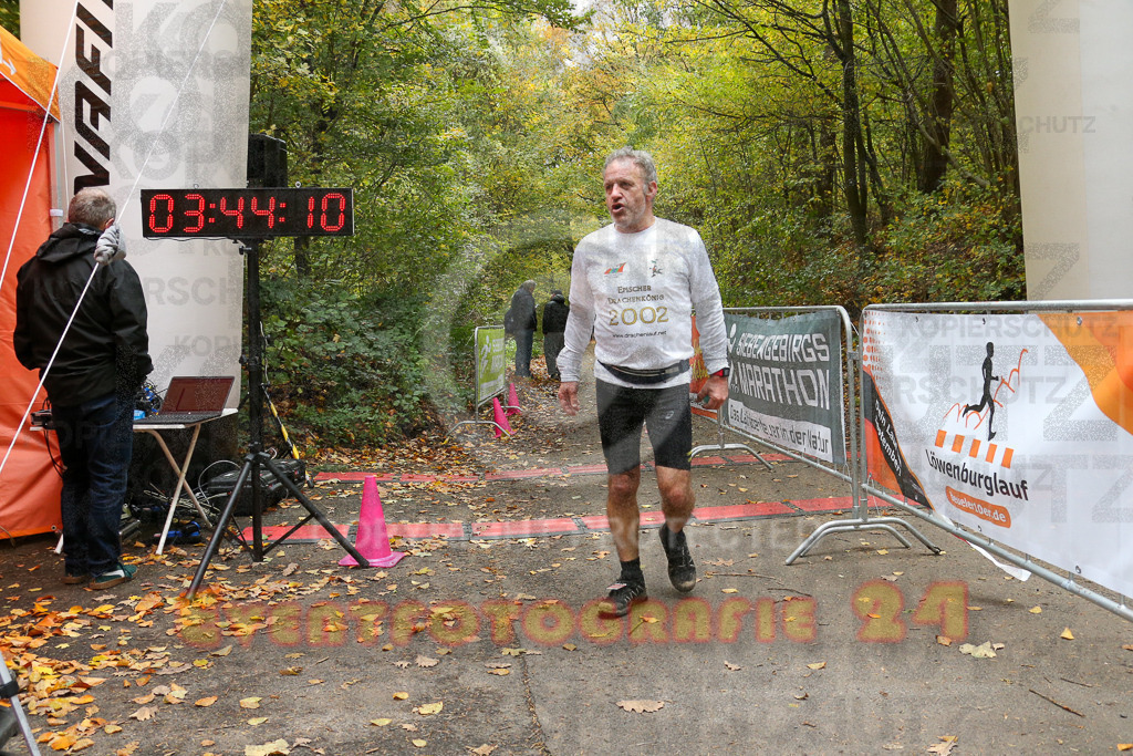 251026_1345_EX1_3941 | Sportfotografie im Rhein-Sieg Kreis, Köln, Bonn, NRW, Rheinland Pfalz, Hessen, etc. Unser Tätigkeitsfeld umfasst den Laufsport vom Volkslauf über den Marathon, Duathlon, Triathon bis zum Ultralauf wie Kölnpfad Ultra oder Schindertrail.