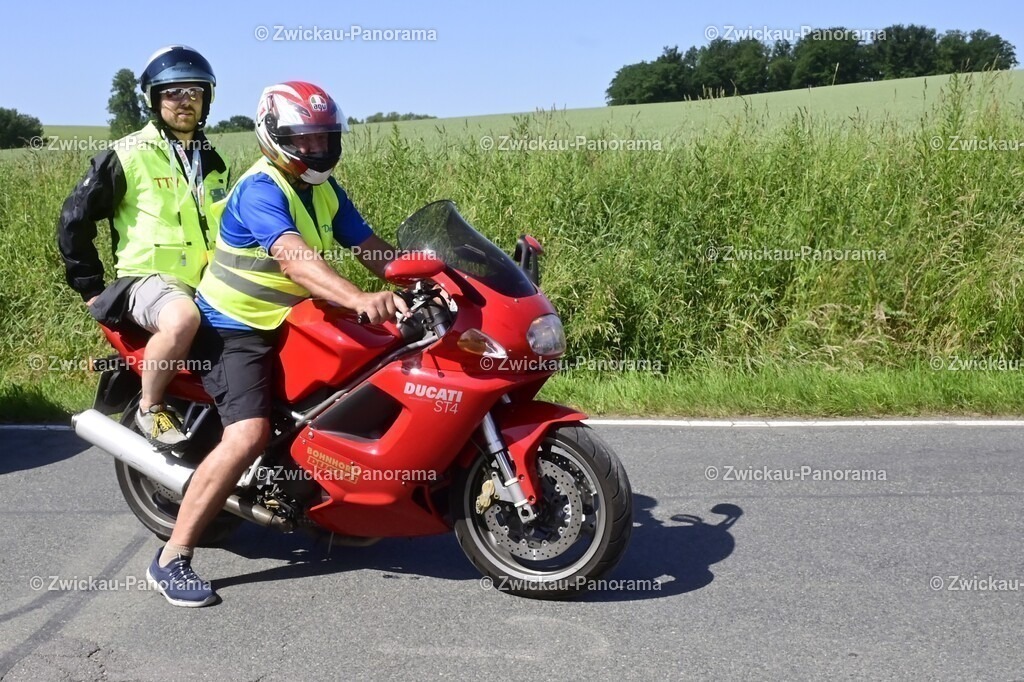 2025_0614_KoberbachTriathlon_Impressionen1_029 | Urban. Natur. Panorama. Luftbild. 
Der Bildershop für aufregende Perspektiven!
Für Deko, Wandbild und Kalender!
Wir bringen LED-Bilder zum Leuchten!
