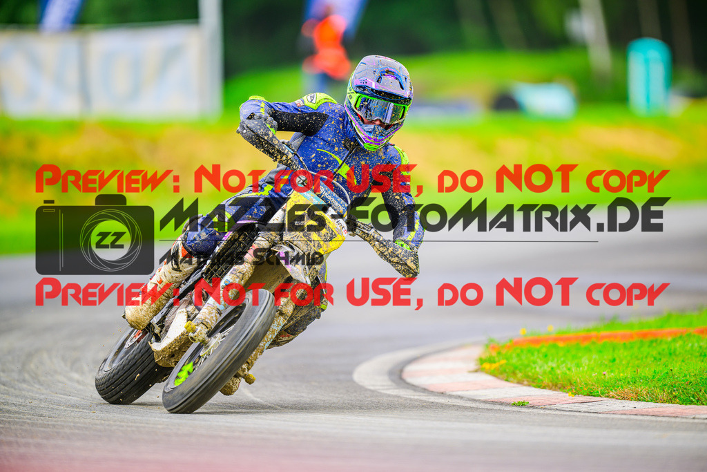 MaZZes_FotoMatrix_240609_6007705_3316 | SWISS S1