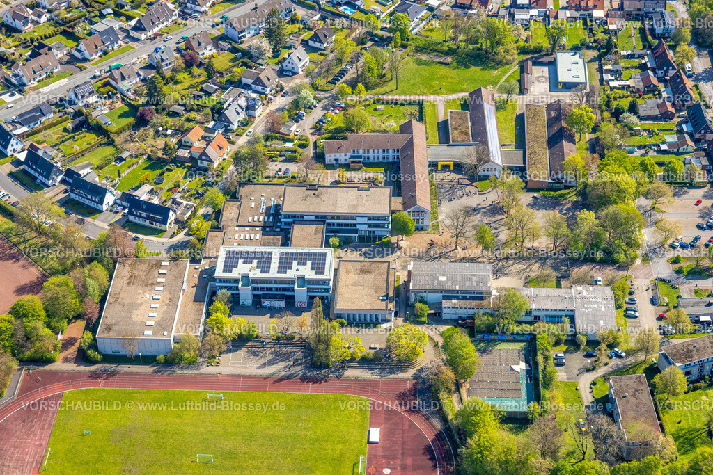 Boenen260401019 | Luftbild, Schulzentrum mit Humboldt Schule und Marie-Curie-Gymnasium und Sporthalle, Bönen, Ruhrgebiet, Nordrhein-Westfalen, Deutschland