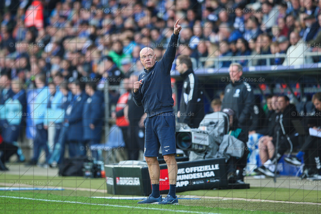 2025-11-02 Rösler Bochum - Magdeburg Foto Lukas 0059 | Luftbilder Castrop-Rauxel und Fotos vom VfL Bochum kaufen im Webshop der Bilder von Jens Lukas: lukas-fotos - Realisiert mit Pictrs.com