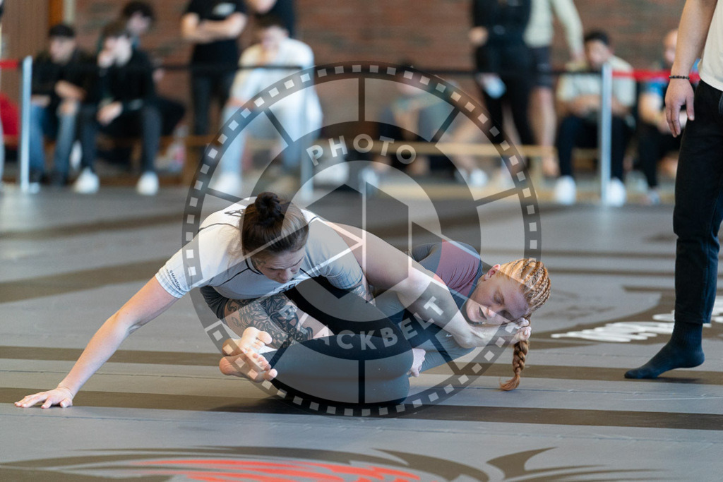 20250329PBB2536 | Fighters compete during the International Luta Livre (ILLCS) Germany IX Spring 2025 Competition spring on March 29, 2025 in Hannover, Germany.© Chiara Dazi