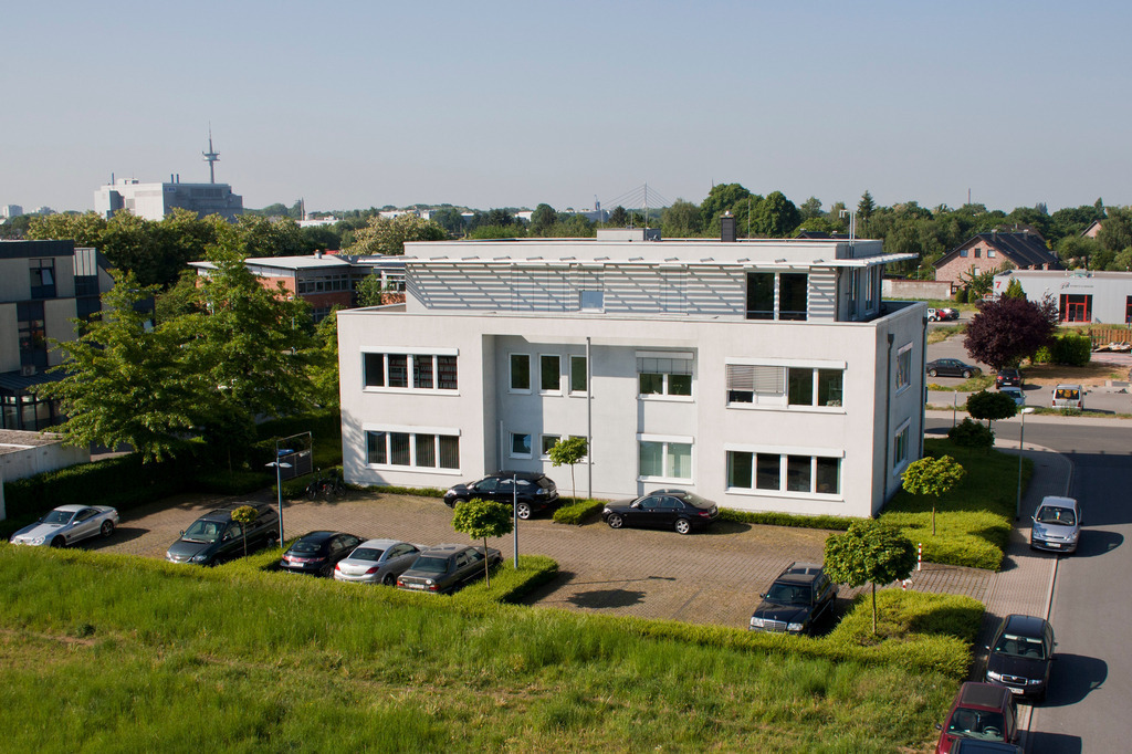 Luttermann 2-1 | Foto, Video, Fotografie, Videografie, Fotobox, DJ, Discjockey, Musik, Musikbox, Veranstaltung, Photobooth, Amazon, Ebay, Buchtipp, Bestseller, Autor, Verlag, Buch, Wesel, Hamminkeln, NRW, Dinslaken, Rees, Drohne, Hochzeit, Party, Fotobox, Wesel, Fotograf