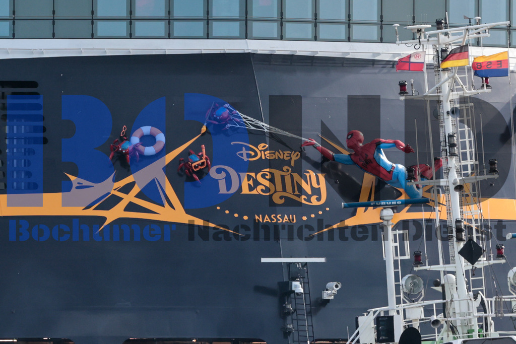 SES_EMDDIS20250920-43 | bond - Realisiert mit Pictrs.com