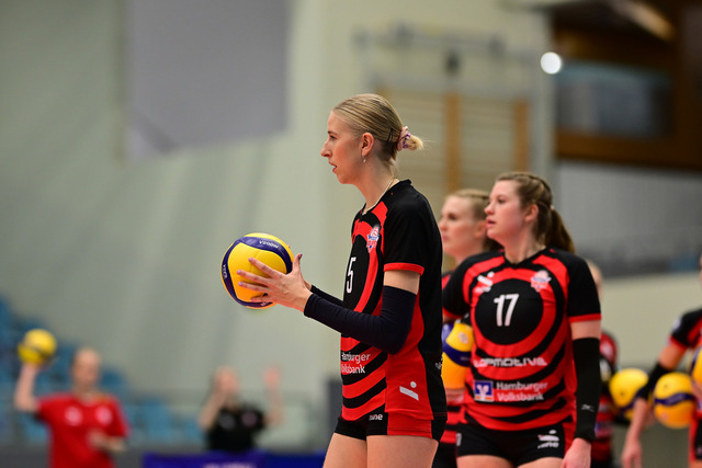 Volleyball I Frauen I Saison 2025-2026 I Bundesliga I 5. Spieltag I ETV Hamburger Volksbank Volleys - Dresdner SC I 07436 | Der Sportfotograf. - Realisiert mit Pictrs.com