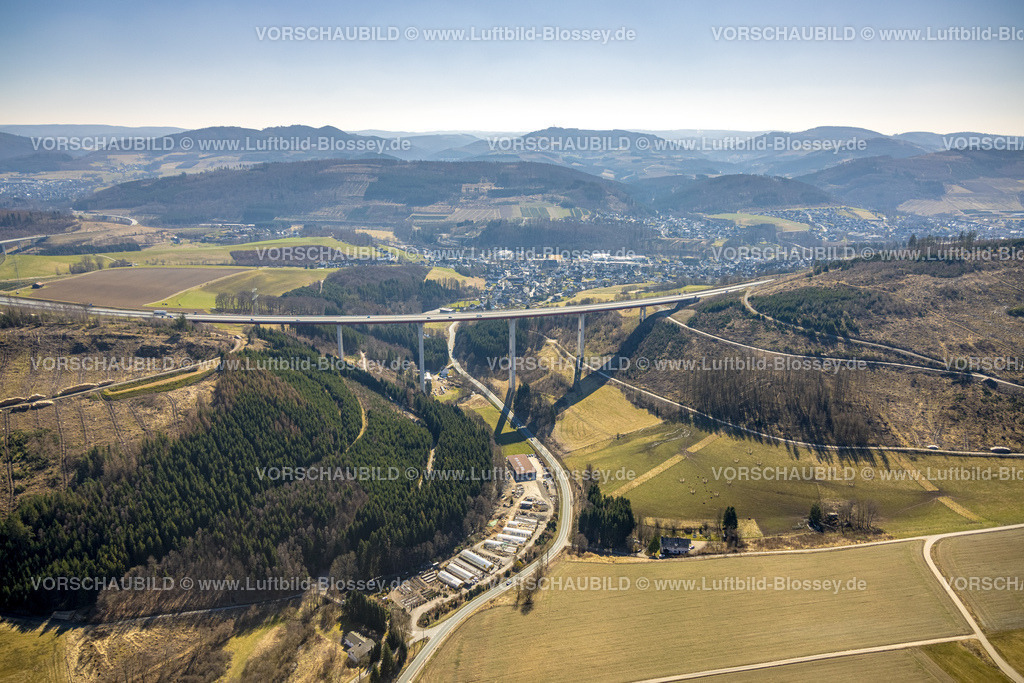 Bestwig220303003 | Luftbild, Talbrücke Nuttlar der Autobahn A46 mit Blick auf Nuttlar, Nuttlar, Bestwig, Sauerland, Nordrhein-Westfalen, Deutschland