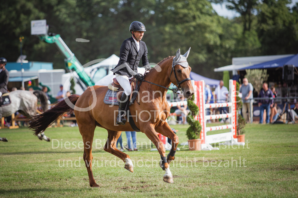 220715_LC_Youngster-S-637 | Deine schönsten Turniermomente als professionelle Fotos! Entdecke hochwertige Pferdesport-Fotografie im Online-Shop. Jetzt Fotos finden & bestellen!