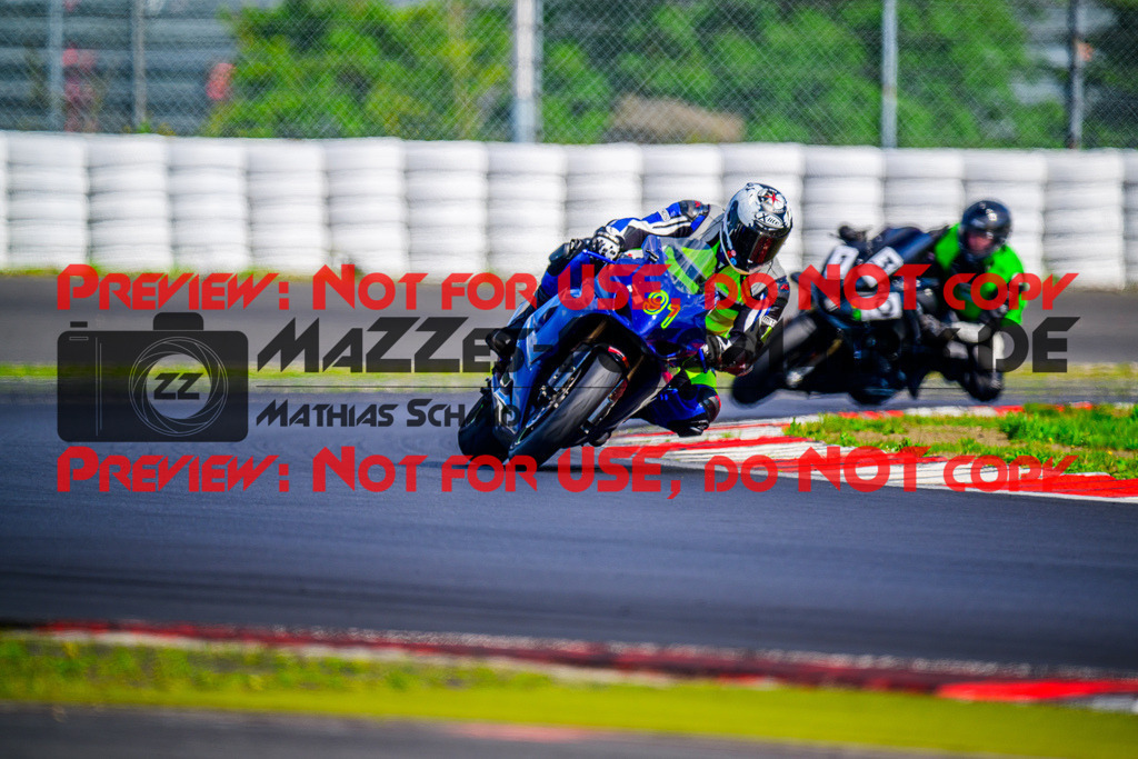 MaZZes_FotoMatrix_240717_6007705_2-166 | INST