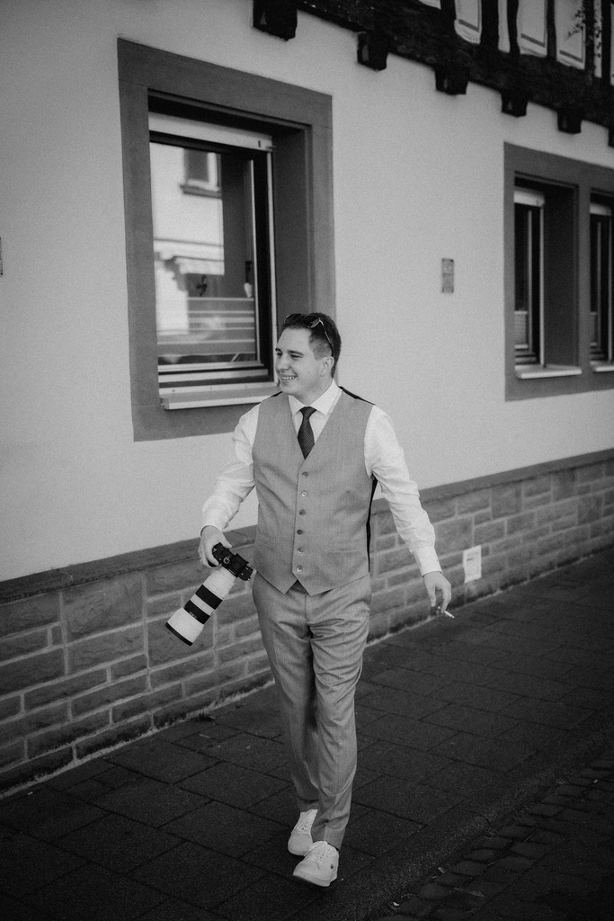 JAQ09711-2 | Glücksfotografie - Realisiert mit Pictrs.com