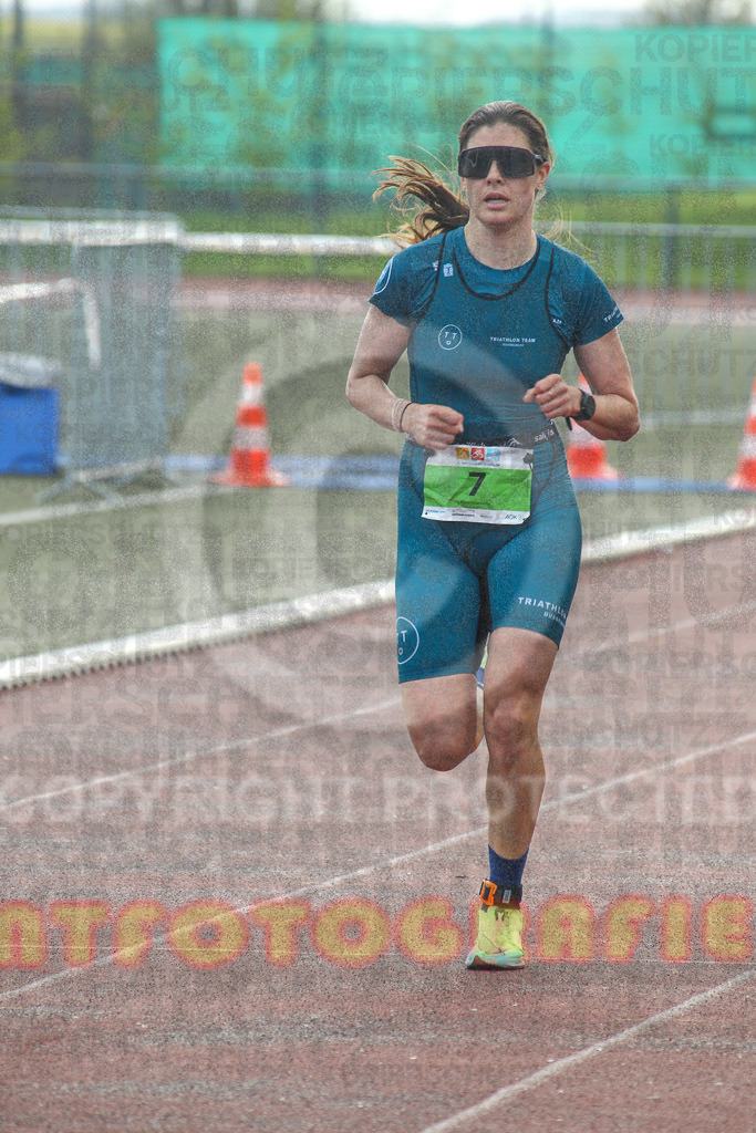 230423_1045_EV3_2375 | Sportfotografie im Rhein-Sieg Kreis, Köln, Bonn, NRW, Rheinland Pfalz, Hessen, etc. Unser Tätigkeitsfeld umfasst den Laufsport vom Volkslauf über den Marathon, Duathlon, Triathon bis zum Ultralauf wie Kölnpfad Ultra oder Schindertrail.