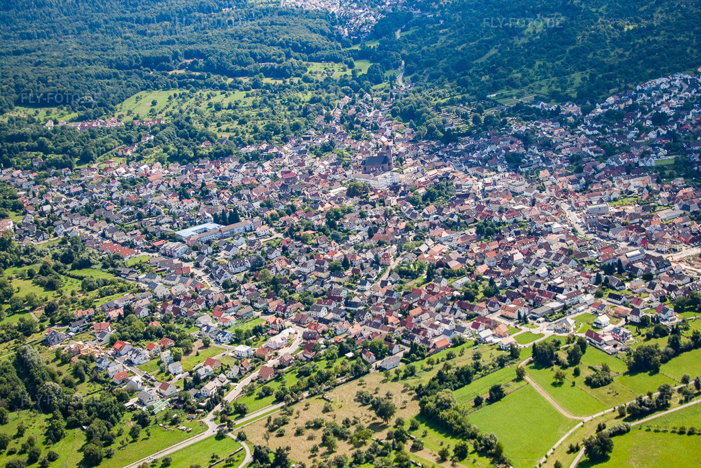 Luftbild: Ortsansicht von Norden in Malsch im Bundesland Baden-Württemberg in Deutschland. Foto: IMG_31197.jpg vom 09.08.2010 durch Werner Riehm/FLY-FOTO.de