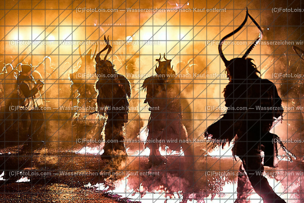 ALP7678_PerchtengruppenTreffen Gaming | (C)FotoLois.com, Alois Spandl. Perchtengruzppentreffen in Gaming am Badparkplatz, Fr 5. Januar 2024.