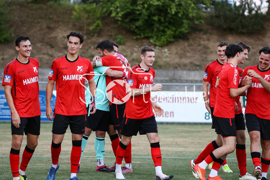 TSV Aindling - VfB Eichstätt | Professionelle Sportfotos aus den Bereichen Fußball, Eishockey, Handball und vieles mehr. Ob Sieg oder Niederlage