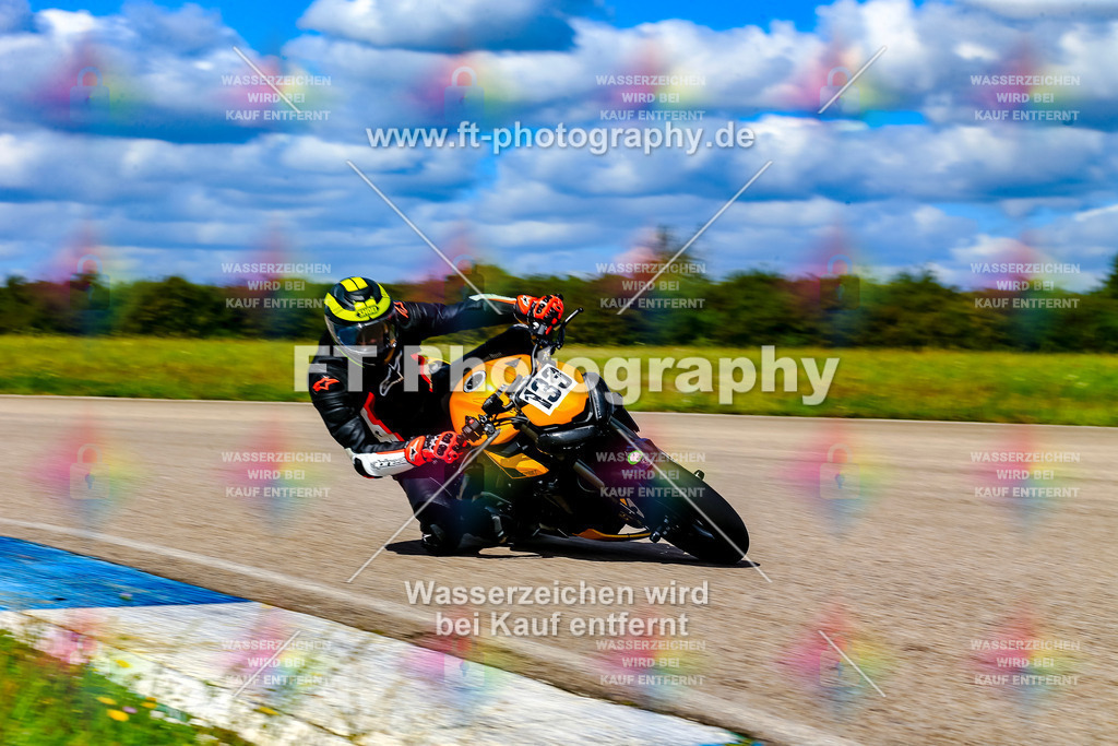 _OUR6540 | Hier findet Ihr Bilder von Touristenfahrten auf der Nürburgring Nordschleife oder von anderen Veranstaltungen die ich besucht habe. Viel Spass beim Durch Schauen 