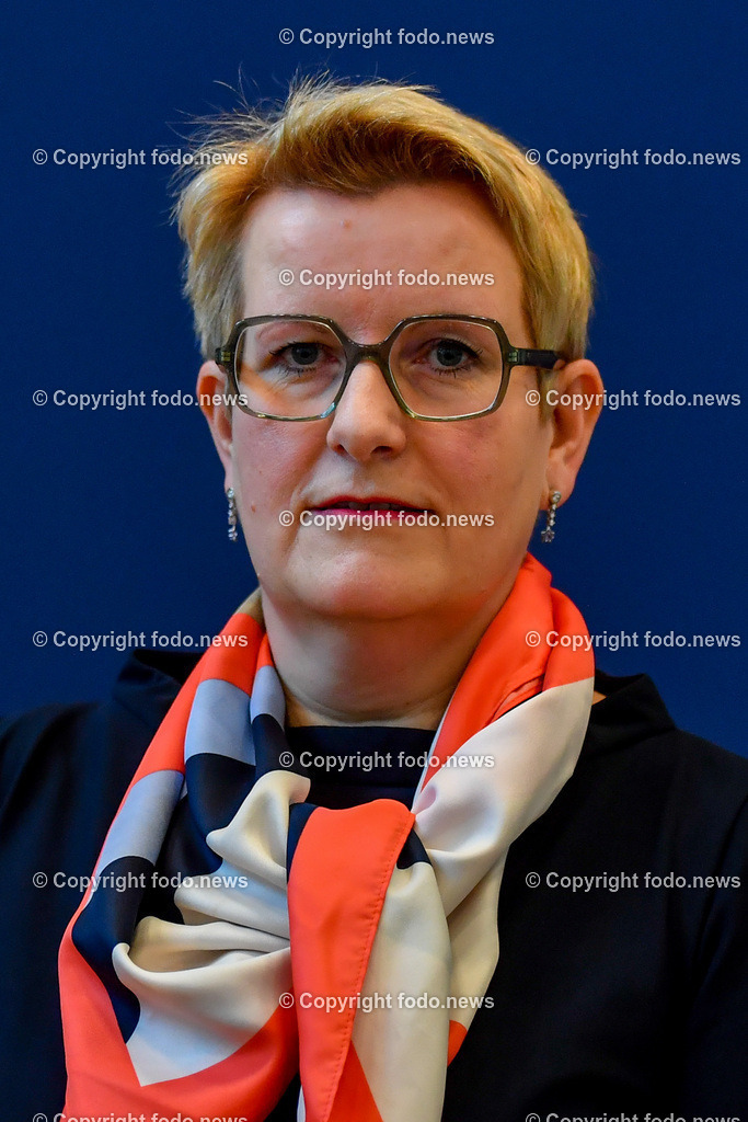 Landespolizeidirektion Ooe_ Pressekonferenz Festnahmen Halloween Nacht 2022_ 27.12.2022-39 | 27.12.2022, Landespolizeidirektion Oberoesterreich, AUT, Pressekonferenz Festnahmen Halloween Nacht 2022, im Bild Ulrike Breiteneder (Staatsanwaltschaft Linz)