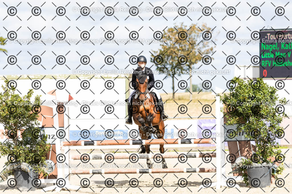 CL5A1487 | Emilia Reinking Fotografie - Realisiert mit Pictrs.com