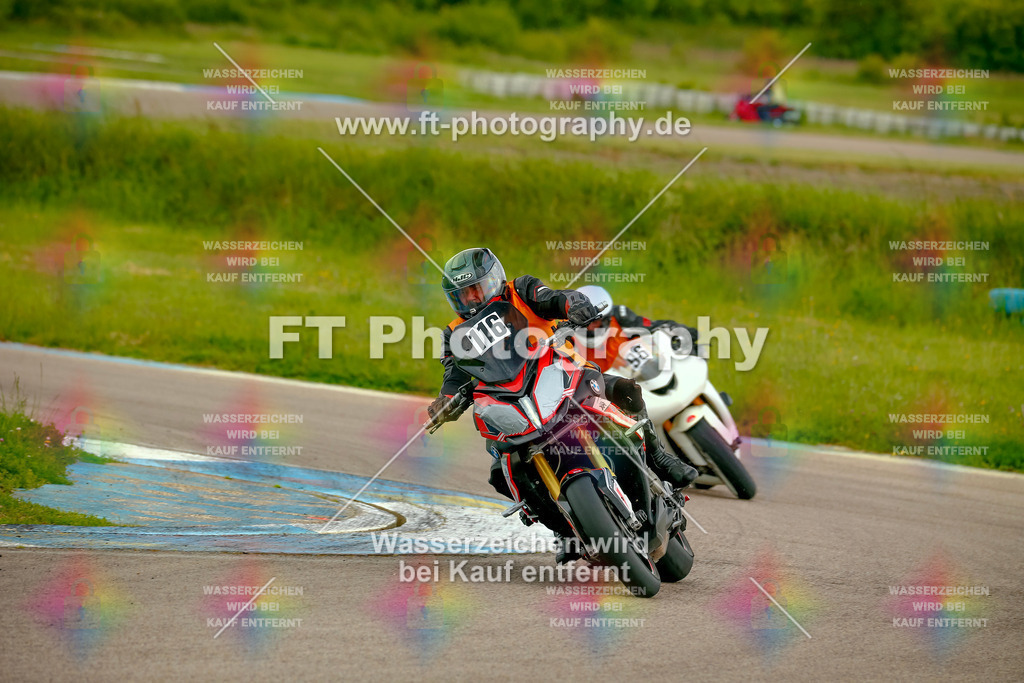 _MOT2325 | Hier findet Ihr Bilder von Touristenfahrten auf der Nürburgring Nordschleife oder von anderen Veranstaltungen die ich besucht habe. Viel Spass beim Durch Schauen 