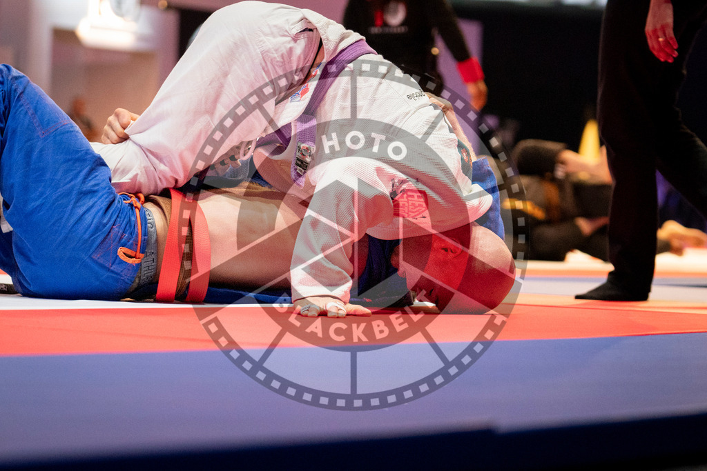 20231107PBB6702 | Fighters compete during the AJP World Master Championship in the Mubadala Arena in Abu Dhabi, Arab United Emirates, on November 7, 2023.