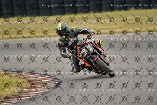 25bt05-1497 | markuskiefer.com - Realisiert mit Pictrs.com