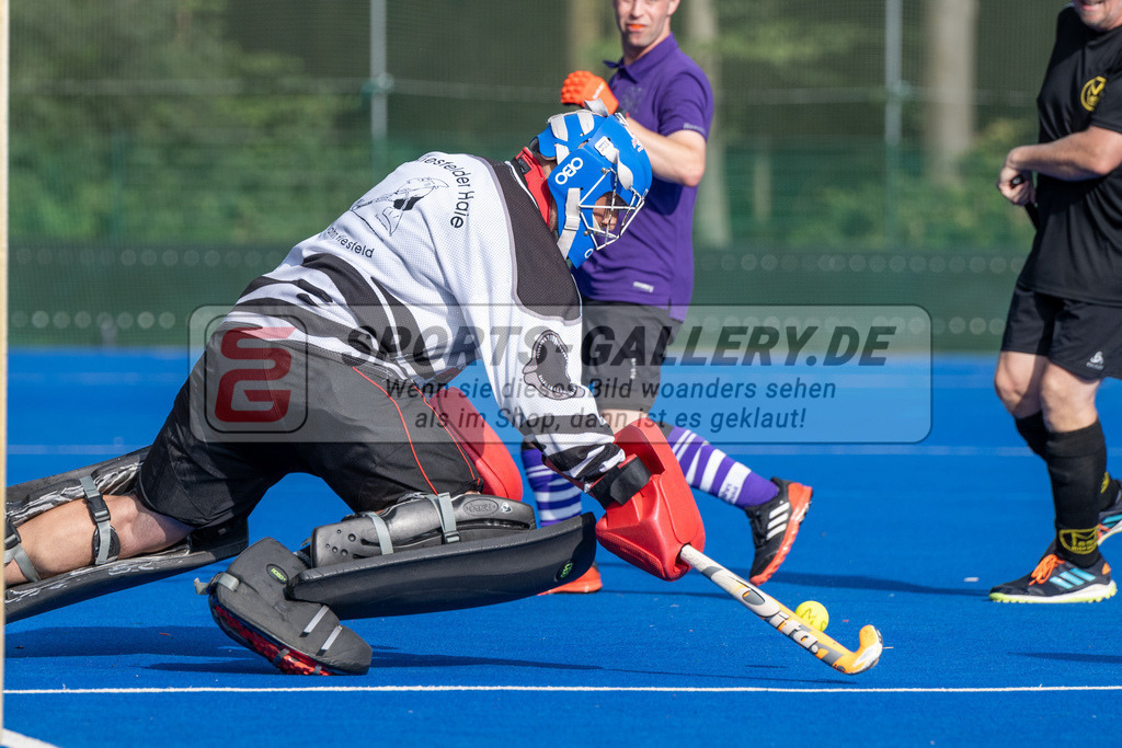 SFE_20240817_0192 | Krefeld, Deutschland, 17.08.2024:  European Cup for Recreational Hockey Players im KTHC Stadion Rot-Weiss Köln Tennis and Hockey Club am 17.08.2024 in Krefeld, Deutschland. (Foto von Stephan Fehrmann)Krefeld, Germany, 17.08.2024: European Cup for Recreational Hockey Players in KTHC Stadion Rot-Weiss Köln Tennis and Hockey Club at 17.08.2024 in Krefeld, Deutschland. (Foto from Stephan Fehrmann)