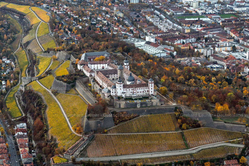 3808561 | Weinberge am Busigberg Großheubach