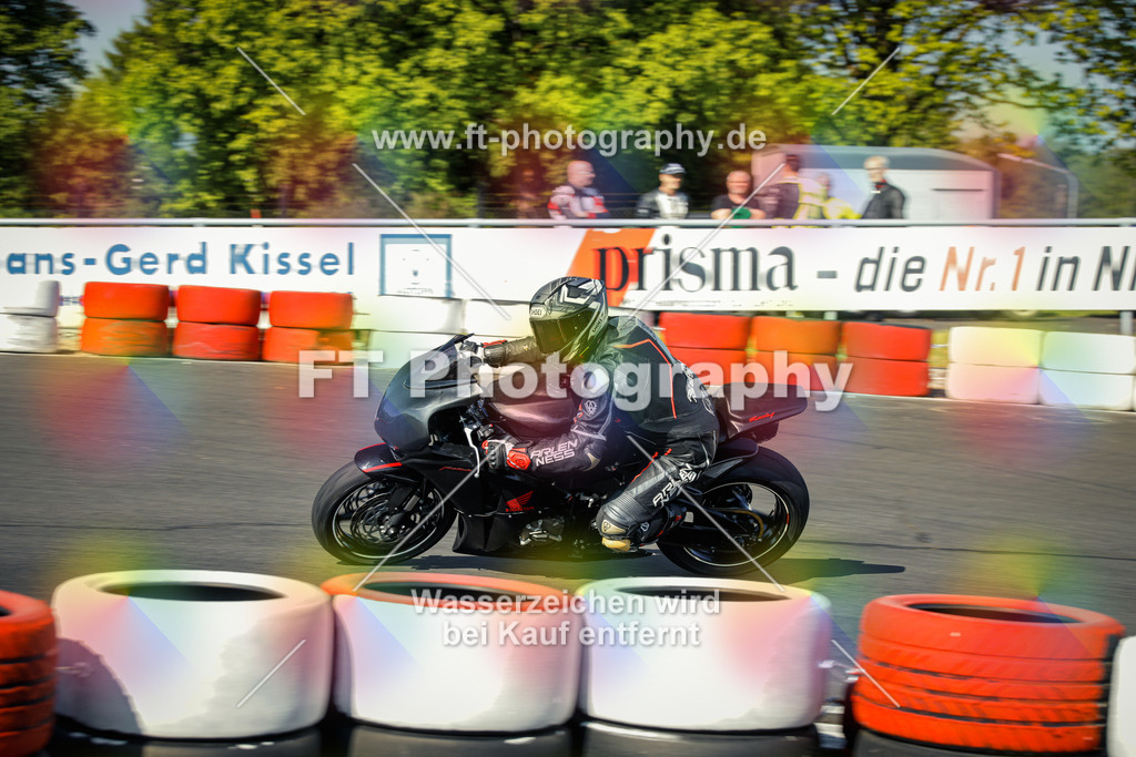 OBK_Mai_Justin_Uwe-10198 | Hier findet Ihr Bilder von Touristenfahrten auf der Nürburgring Nordschleife oder von anderen Veranstaltungen die ich besucht habe. Viel Spass beim Durch Schauen 