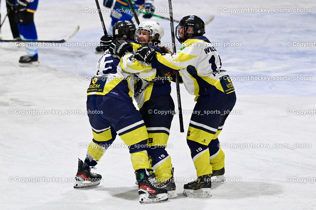 WILDCATS PATERNION & Lady Hawks Siegerehrung-Meisterfeier | Jubel #19 Knes Julia WILDCATS PATERNION, #13 Stromberger Nicole WILDCATS PATERNION, #10 Domenig Verena WILDCATS PATERNION, WILDCATS PATERNION &amp; Lady Hawks Siegerehrung-Meisterfeier, WILDCATS PATERNION &amp; Lady Hawks Siegerehrung-Meisterfeier am 12.03.2025 in Steindorf (Ossiachersee Halle), Austria, (Photo by Bernd Stefan)