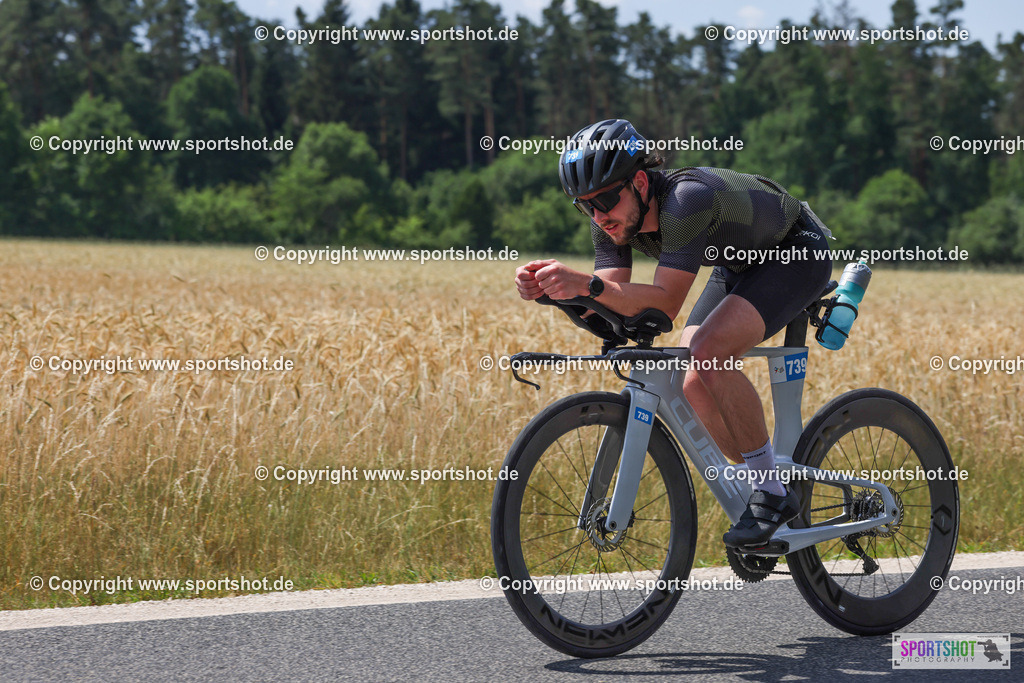 007A1180 | Rund um das Thema Sport-Event-Fotografie & individuelle Teilnehmerfotos. Jeder Teilnehmer wird fotografiert.