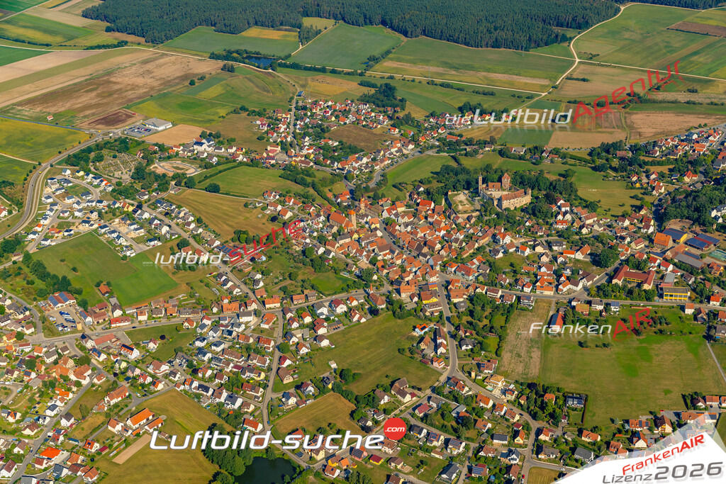 Das Luftbild zeigt :  Abenberg - Die Luftaufnahme wurde 2024 vom UL-Flugzeug aus erstellt ( keine Drohne ) - Hochauflösende Luftaufnahme - Für grossformatige Ausdrucke geeignet. Die Geschenkidee !Mit Lizenz und Bildrechte bestellbar