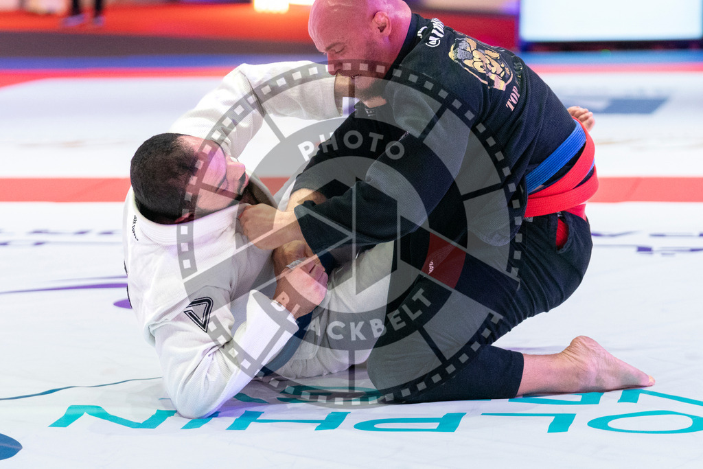 20231106PBB2464 | Fighters compete during the AJP World Master Championship in the Mubadala Arena in Abu Dhabi, Arab United Emirates, on November 6, 2023.