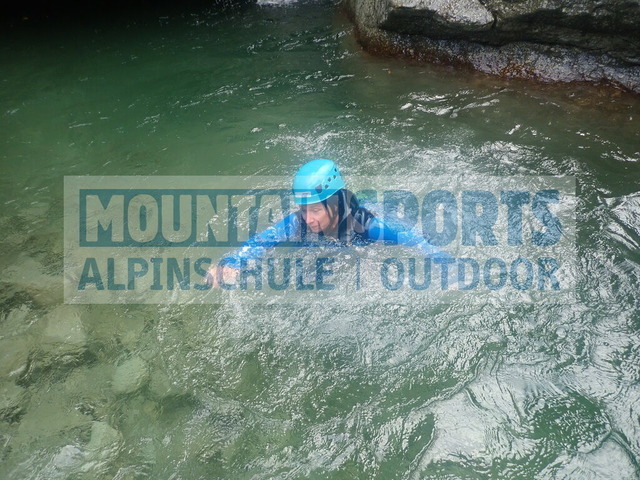 P1030096 | Bestelle die Bilder deines Berg- oder Wasser-Abenteuers mit Mountain Sports bequem von zu Hause aus direkt über unseren Online Fotoshop von pictrs.com. - Realisiert mit Pictrs.com