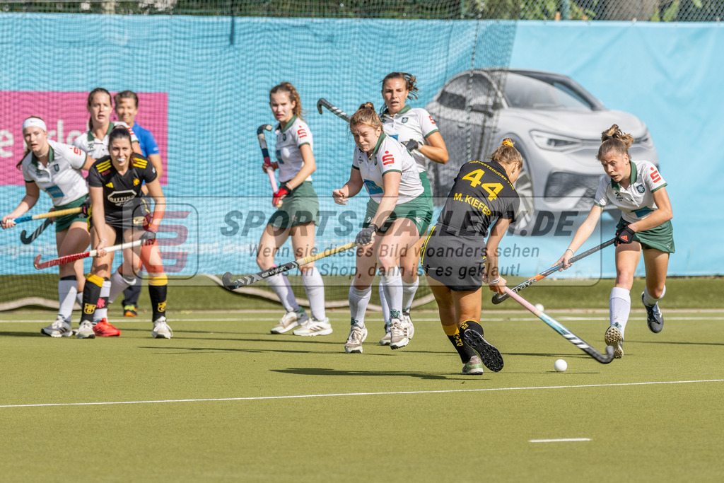 MJ_01.10.2023_F_UHTC-HTHC-42 | Maren Kiefer (Harvestehuder THC #44), Uhlenhorst Mülheim - Harvestehuder THC am 1.10.2023 im Waldstadion, Mülheim a. d. Ruhr