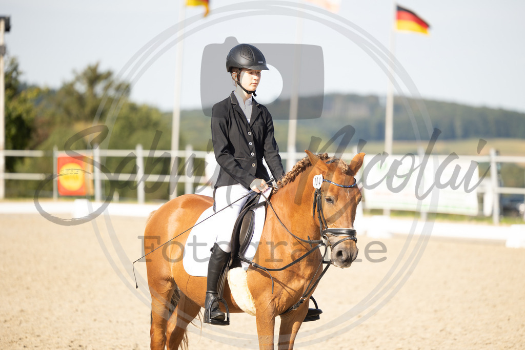994A1489 | sabrinanicolaifotografie - Realisiert mit Pictrs.com