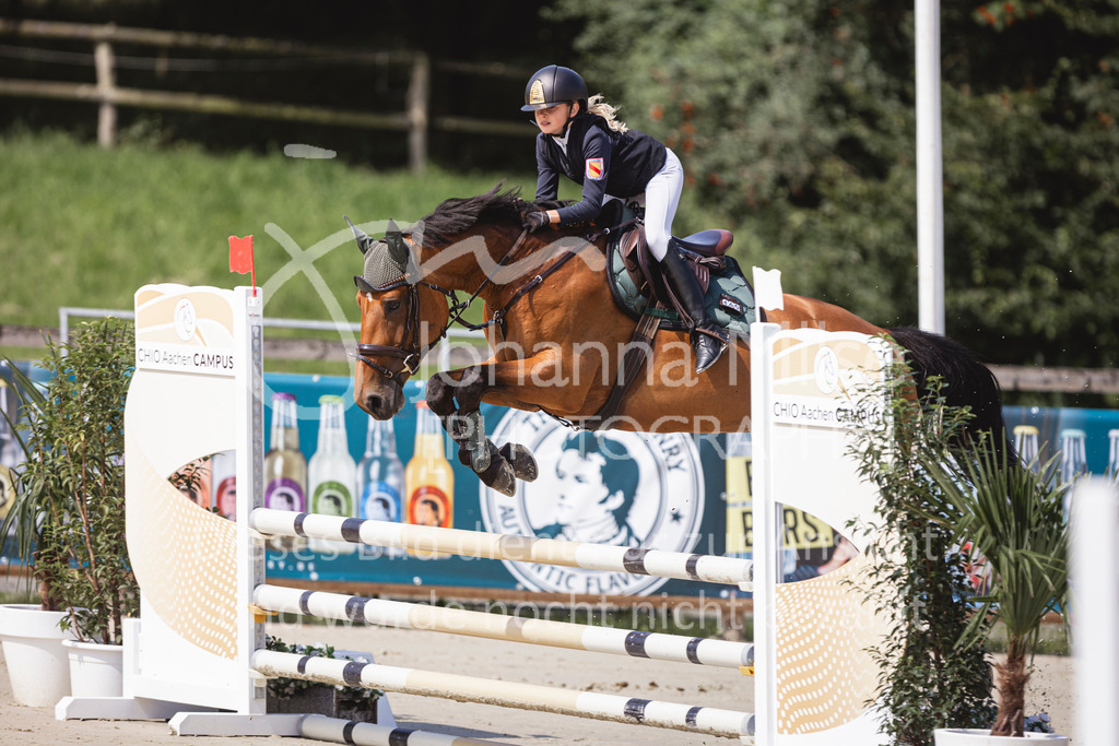 240711_BHO_Friendship-316 | Deine schönsten Turniermomente als professionelle Fotos! Entdecke hochwertige Pferdesport-Fotografie im Online-Shop. Jetzt Fotos finden & bestellen!