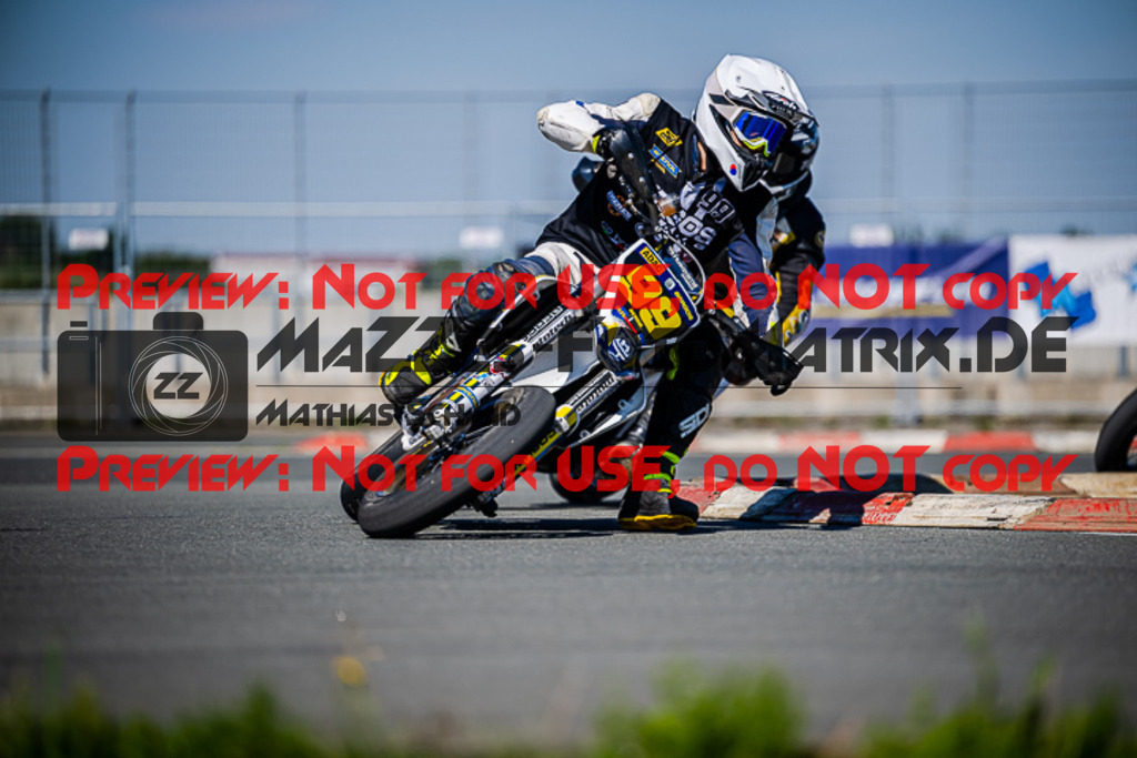 MaZZes_FotoMatrix_220903_1402 | S2