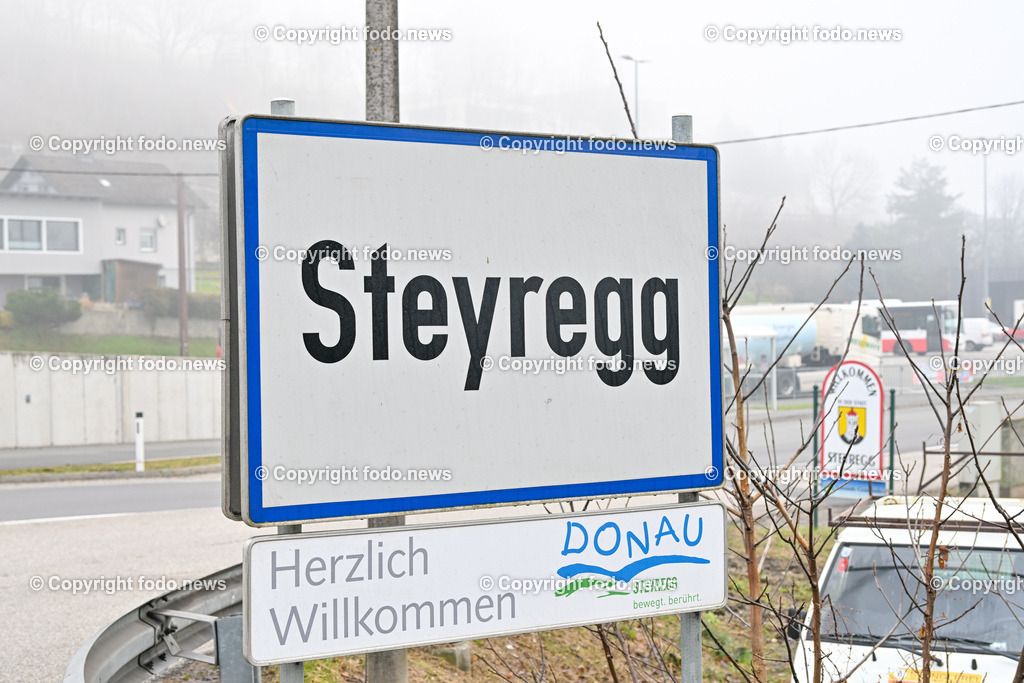 Steyregg_ 28.12.2023-36 | 28.12.2023, Steyregg, AUT, Steyregg, im Bild Ortstafel, Ortsschild, Ortsanfang