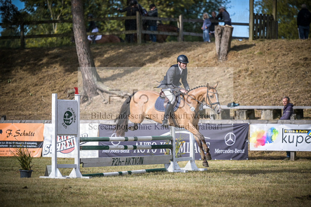 DOS_0496 | Entdecke hochwertige Reitturnierfotos von Foto Oger. Professionell, emotional und authentisch – jetzt Lieblingsmomente im Shop bestellen.Deutschlandweite Turnierfotografie. - Realisiert mit Pictrs.com