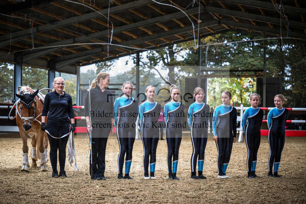 DOS_0016 | Entdecke hochwertige Reitturnierfotos von Foto Oger. Professionell, emotional und authentisch – jetzt Lieblingsmomente im Shop bestellen.Deutschlandweite Turnierfotografie. - Realisiert mit Pictrs.com