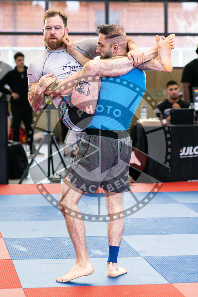 20250510PBB2161 | Athletes compete during the JJLG Berlin Open Jiu-Jitsu Championship on May 10, 2025 in Berlin, Germany. © Chiara Dazi / photoblackbelt