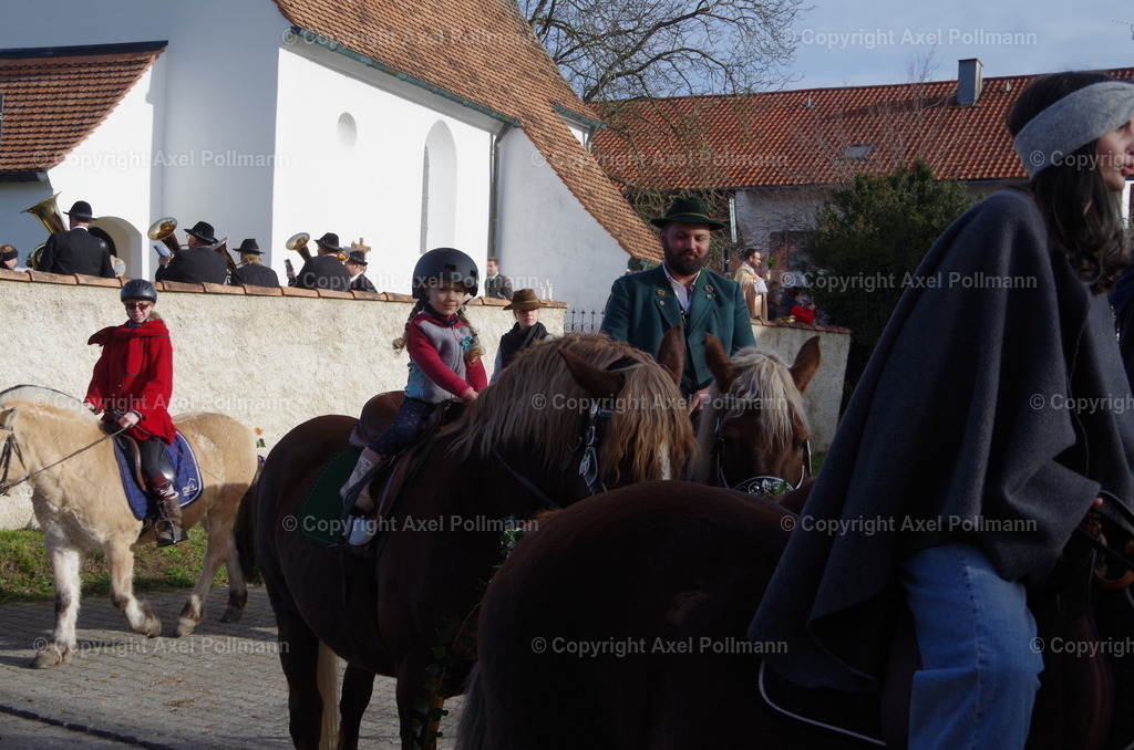 IMGP1158 | fotografiert von Axel PollmannLeonhardi Wallfahrt Benediktbeuern und Murnau, Fronleichnam, Fasching, Landschaft im Loisachtal und Benediktbeuern  - Realisiert mit Pictrs.com