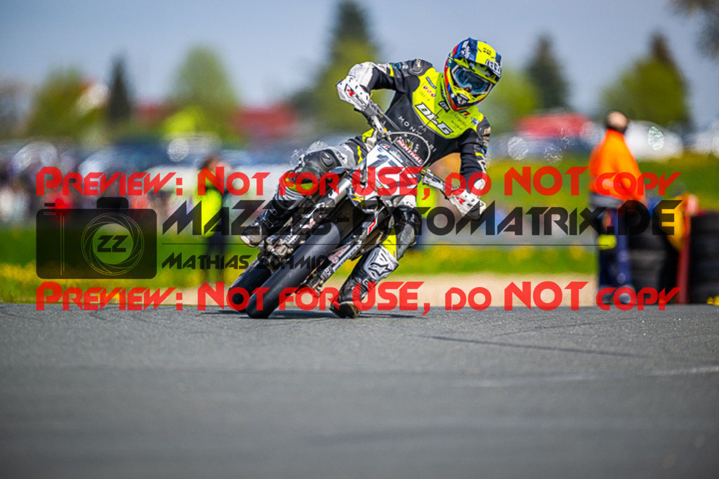 MaZZes_FotoMatrix_230507_7042 | S1