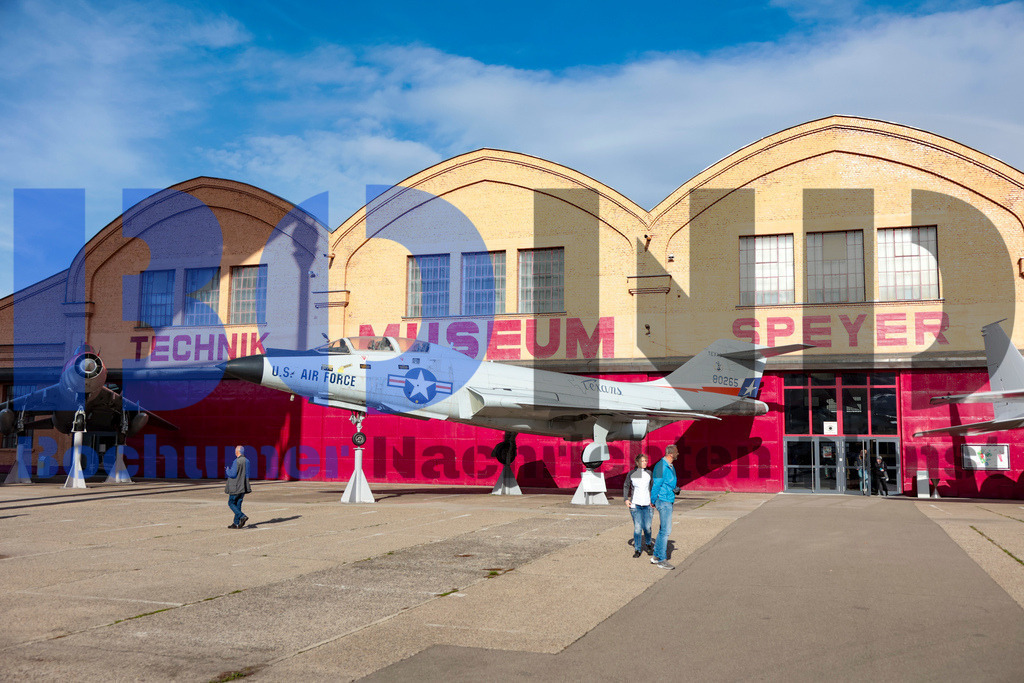  22.10.2023 - 
 | Sebastian Sendlak / Bochumer Nachrichtendienst (BOND) - Herbstfest im Eisenbahnmuseum Bochum - Realisiert mit Pictrs.com