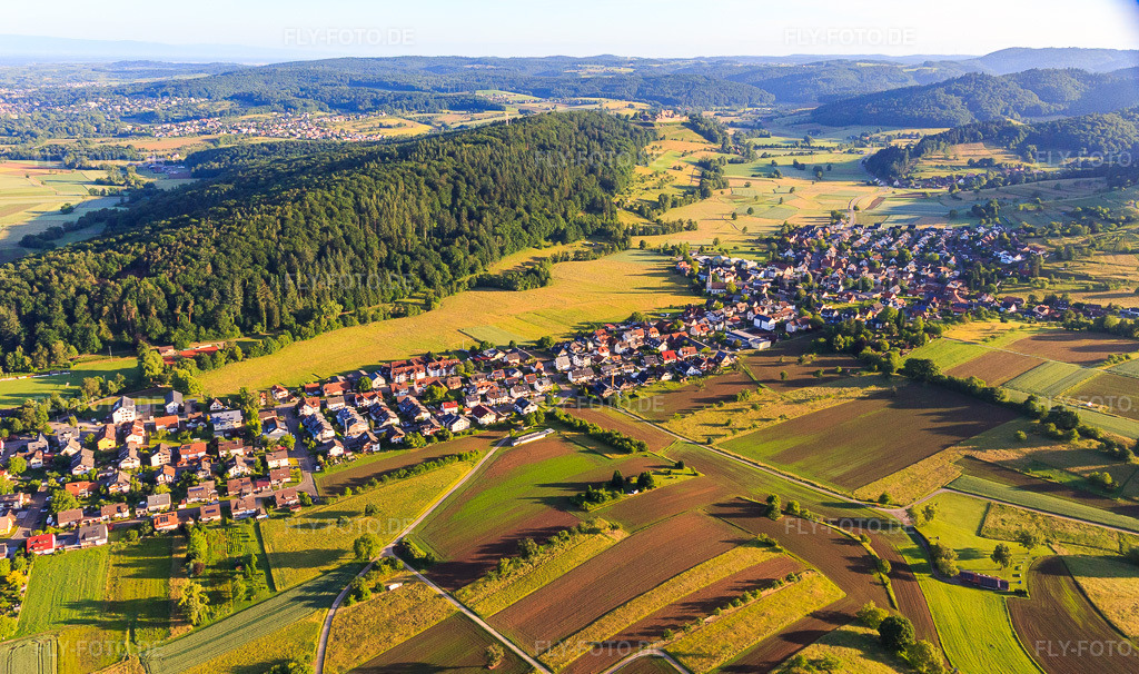 Luftbild: Dorfübersicht aus Südosten in Sexau im Bundesland Baden-Württemberg in Deutschland. Foto: IMG_147579.jpg vom 30.05.2025 durch Werner Riehm/FLY-FOTO.de